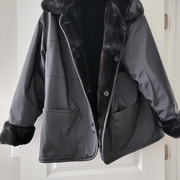 White Stag Women's Faux Fur Acrylic Reversible Jacket - Picture 1 of 3